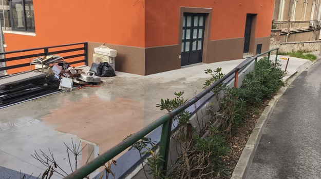 BOŠKOVIĆEV USPON ZAUZIMANJE JAVNE POVRŠINE