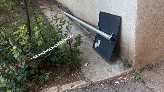 VOLTIĆEVA UL. NEPOZNATI PROMETNI ZNAK