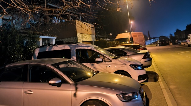 BRUNJAKOVA UL. NEPROPISNO PAKIRANJE