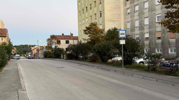 VUKOVARSKA UL. UCRTAVANJE HORIZONTALNE SIGNALIZACIJE