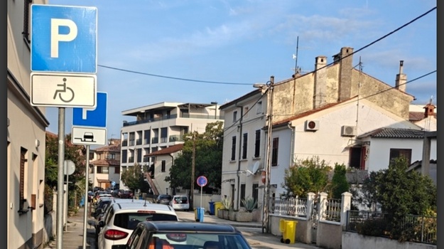UL. KAŠTANJER OZNAČAVANJE HORIZONTALNE SIGNALIZACIJE (MJESTA ZA OSOBE S INVALIDITETOM)