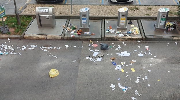 UL. MATETIĆA RONJGOVA ILEGALNI OTPAD