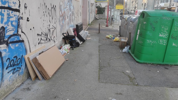 KRANJČEVIĆEVA UL. ILEGALNI/GLOMAZNI OTPAD