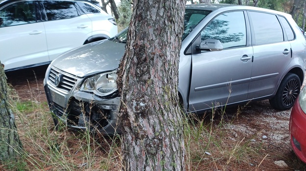 BENČIĆEVA UL. NAPUŠTENO VOZILO