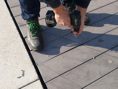 TRG KRALJA TOMISLAVA OŠTEĆENJE PODLOGE