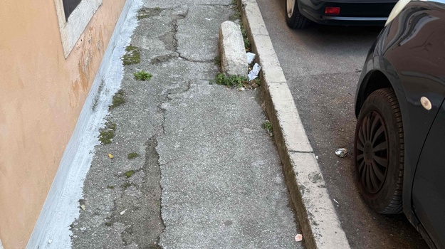 DOBRICHEVA UL. SANIRANJE NOGOSTUPA