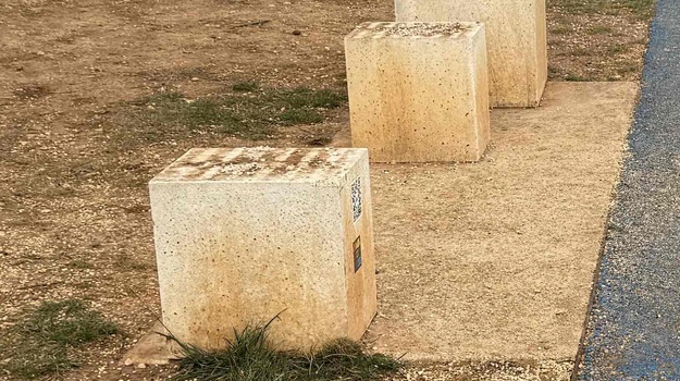 PLAŽA HIDROBAZA OŠTEĆENJE URBANE OPREME