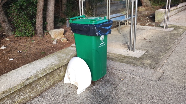 UL. VERUDELA ILEGALNI OTPAD