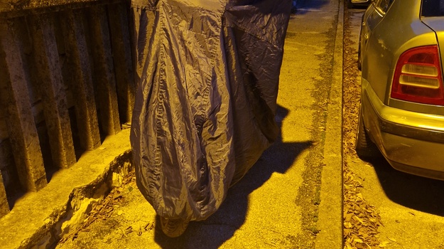 SAVUDRIJSKA UL. NEPROPISNO PARKIRANJE