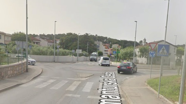 PREMANTURSKA UL. PRIJEDLOG POSTAVE TREPTAJUĆIH SVJETALA