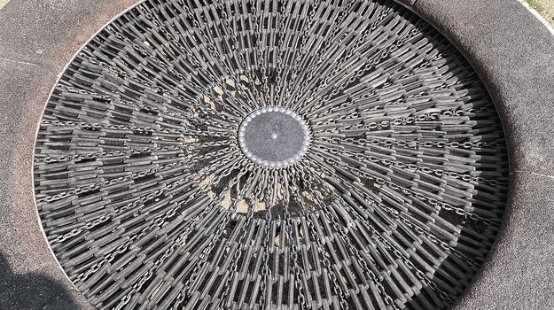 TRG KRALJA TOMISLAVA SANIRANJE DJEČJEG IGRALA