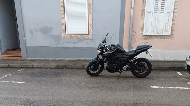 KOSOVA UL. NEPROPISNO PARKIRANJE