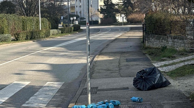 KOPARSKA UL. ILEGALNI/OPASNI OTPAD