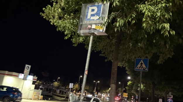 UL. RIVA OŠTEĆENJE PROMETNE SIGNALIZACIJE