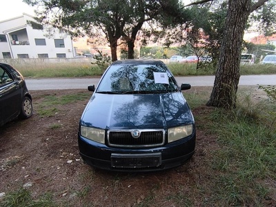 BENČIĆEVA UL. NAPUŠTENO VOZILO