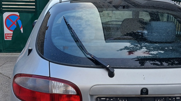 POLJANA SVETOG MARTINA NAPUŠTENO VOZILO