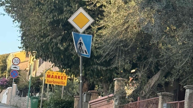 PARTIZANSKI PUT POPRAVAK VERTIKALNE SIGNALIZACIJE