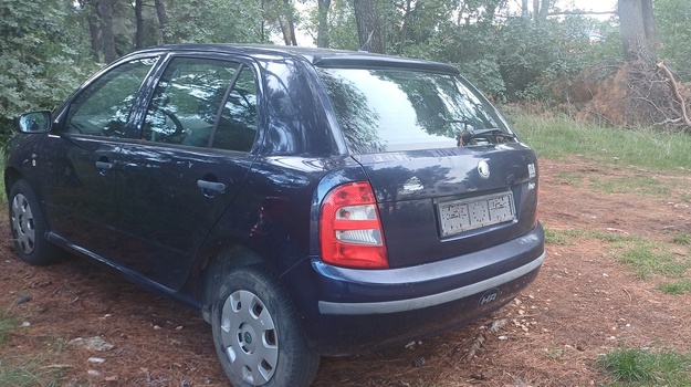 BENČIĆEVA UL. NAPUŠTENO VOZILO