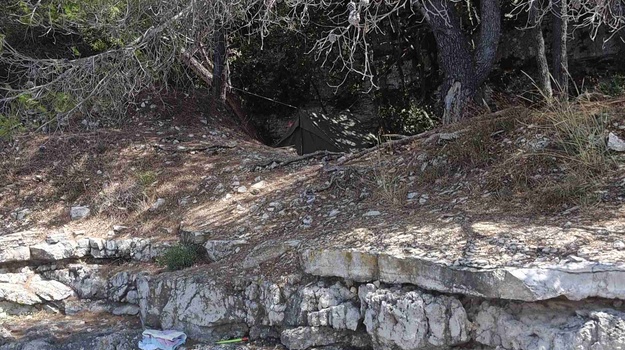FORT PUNTA CHRISTO ILEGALNO KAMPIRANJE